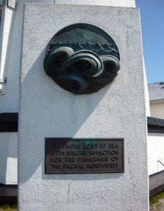 Eternus, 1987, pylon 120”, bronze tondo 36”