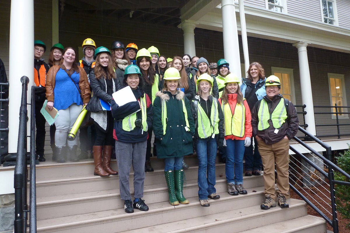 Members of the two studios gather at Fort Vancouver. Associate Professor Kyuho Ahn is far right in first row; Visiting Assistant Professor Gabrielle Harlan stands behind him. Photo by Sueann Brown.