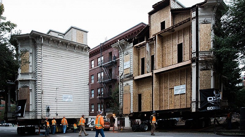 Morris Marks House in transit