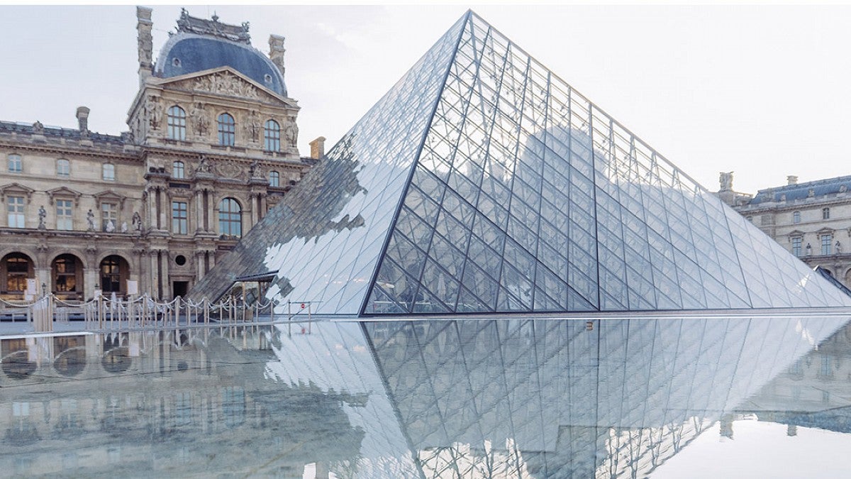 Photo of the exterior of the Louvre Museum