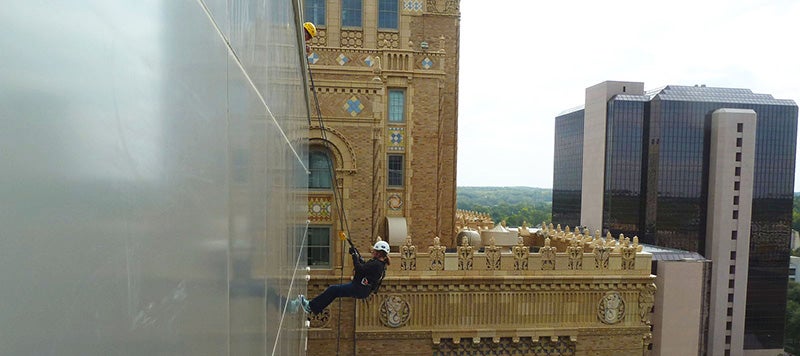 rappelling